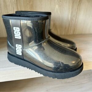 UGG rain boots youth size 5